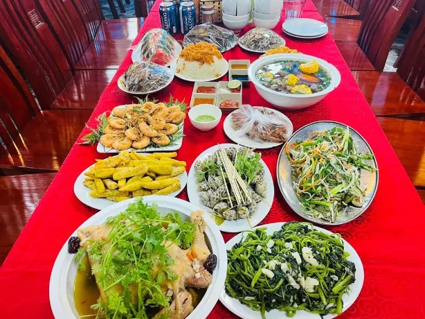 Món ăn Nhà Hàng 1